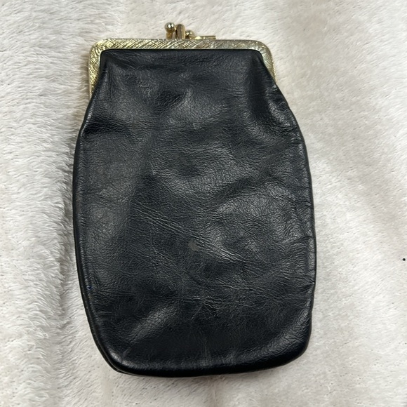 VINTAGE BLACK LEATHER CIGARETTE / COIN CASE, GOLD METAL CLOSURE - Picture 5 of 7